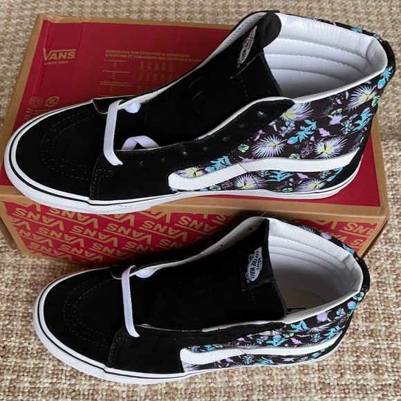 Vans Sk8-Hi Paradise Floral Black/True White Men’s - Picture 4 of 16